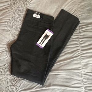 Hilary Radley Dress Pants NWT